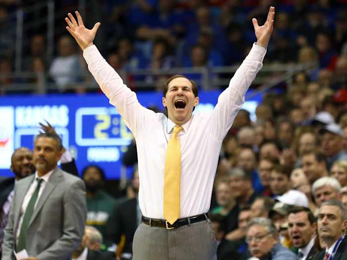 Drew-Scott-Celebrates